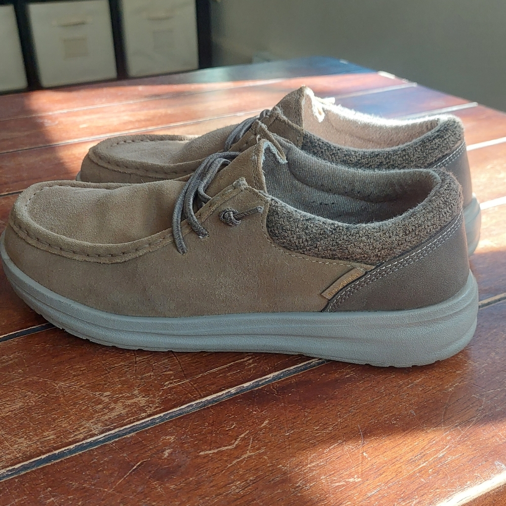 Hey Dude Polly Suede Chestnut